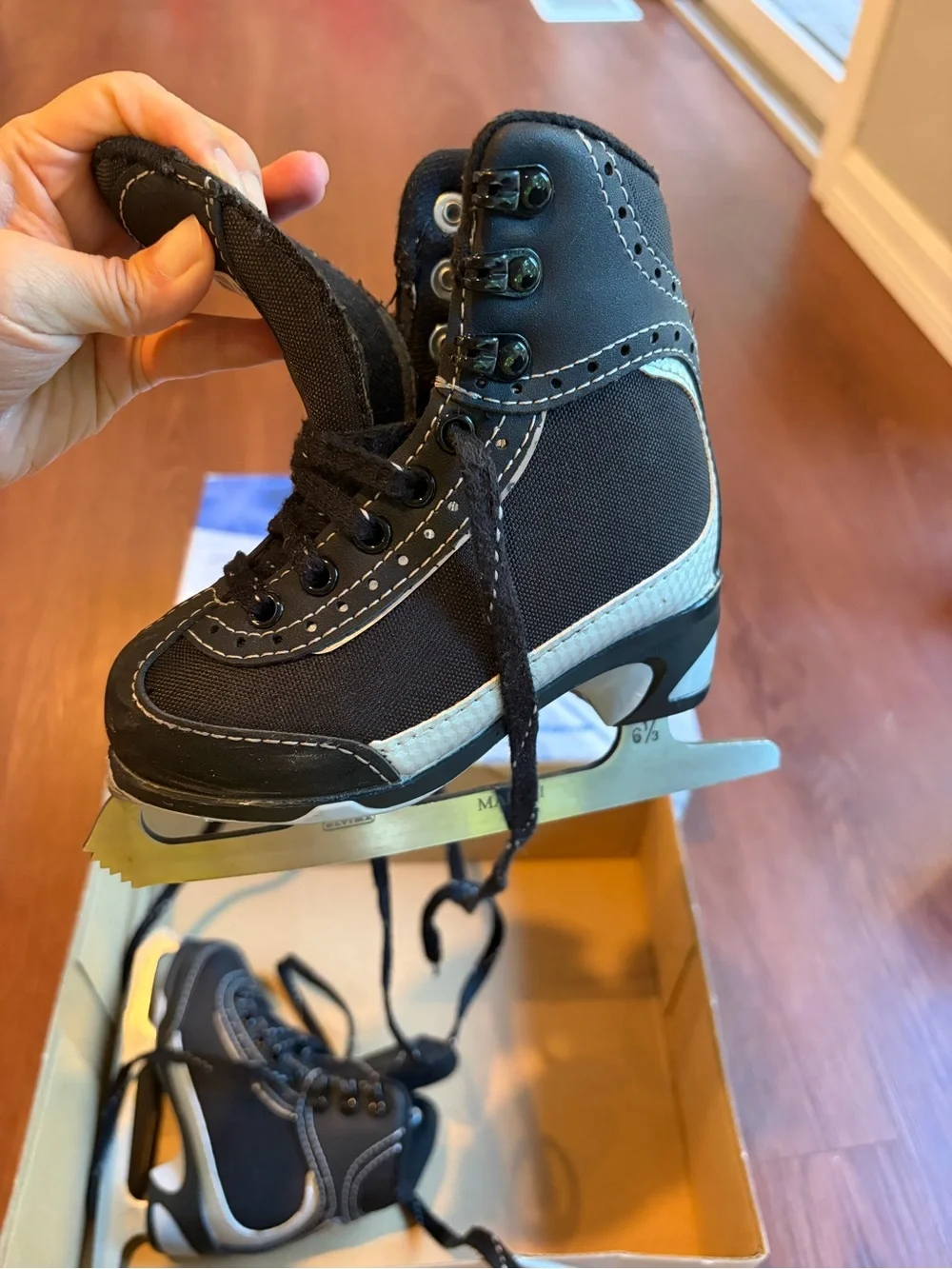 Jackson Ultima Softec Vista Toddler Kids Black Figure Ice Skates ST3201 size8